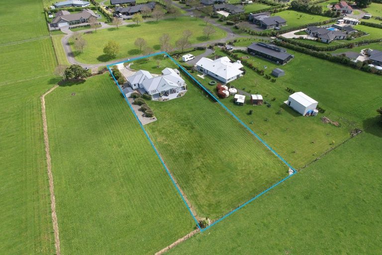 Photo of property in 21 Pinot Crescent, Ohau, Levin, 5570