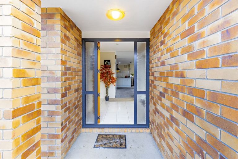 Photo of property in 497 Great South Road, Opaheke, Papakura, 2113