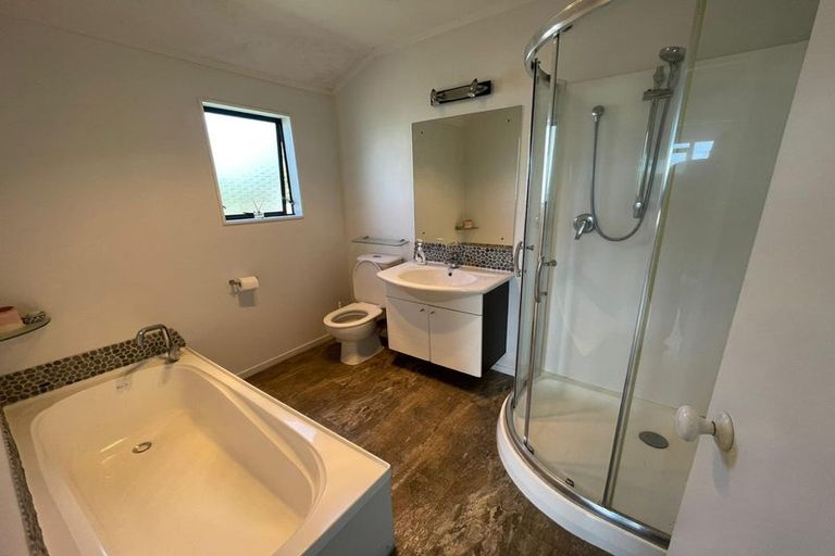 Photo of property in 3/16 Wairakei Street, Greenlane, Auckland, 1051