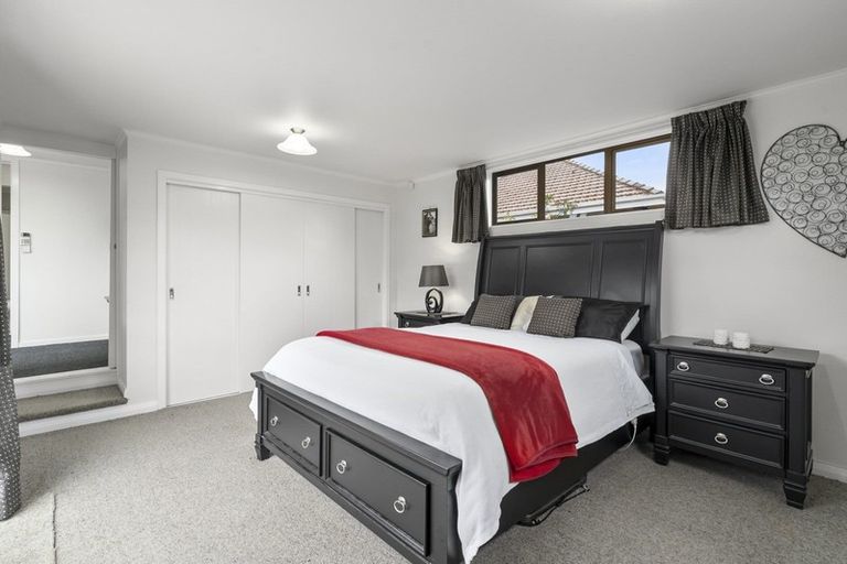 Photo of property in 44 Birmingham Street, Takaro, Palmerston North, 4412