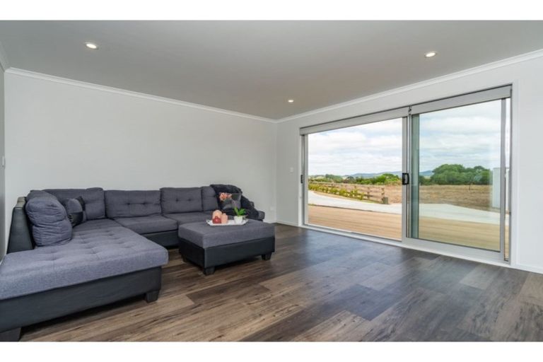 Photo of property in 26 Northcoast Place, Mangawhai Heads, Mangawhai, 0505