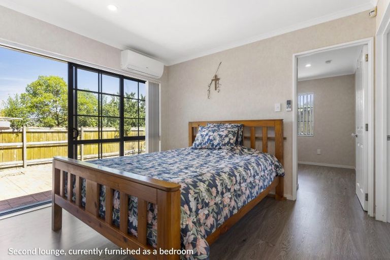 Photo of property in 3 Harobed Place, Weymouth, Auckland, 2103