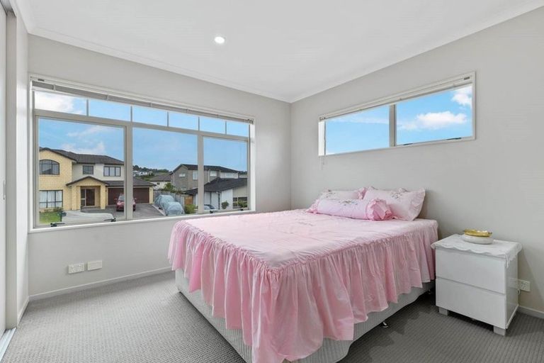 Photo of property in 27 Amaretto Avenue, Flat Bush, Auckland, 2019