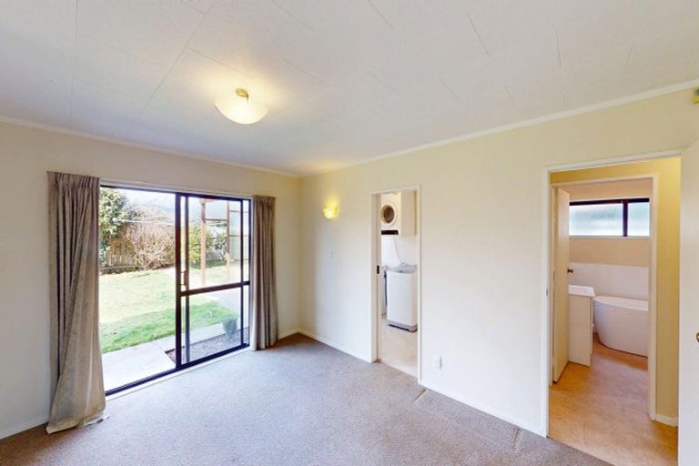 Photo of property in 18 Homewood Avenue, Levin, 5510