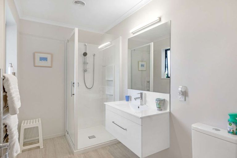 Photo of property in 27 Katrine Drive, Marshland, Christchurch, 8083