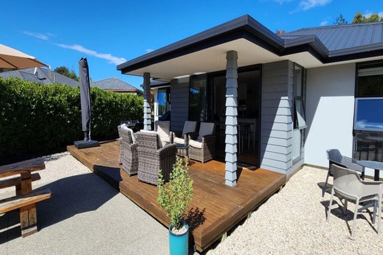 Photo of property in 2 Kahu Close, Kaiteriteri, Motueka, 7197