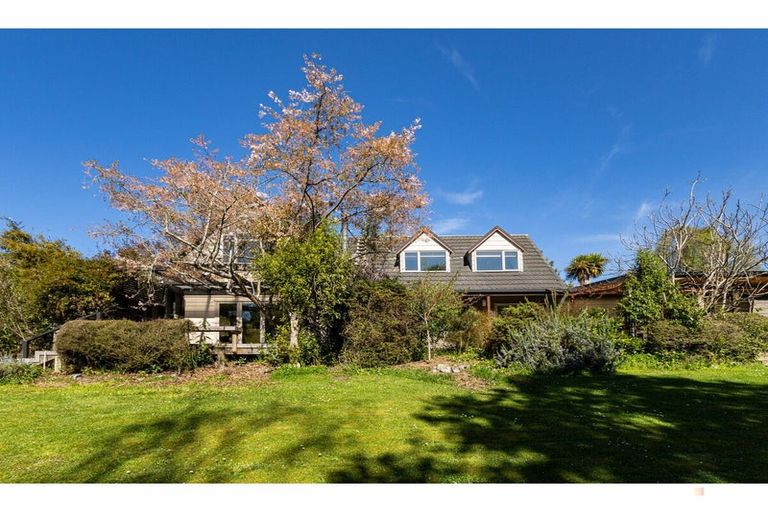 Photo of property in 2 Hislop Street, Geraldine, 7930