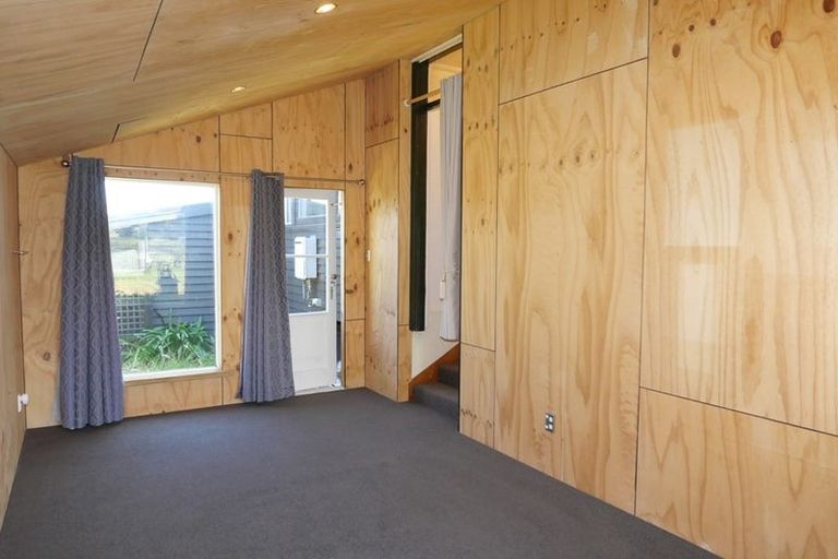 Photo of property in 48 Rutherford Drive, Waikanae Beach, Waikanae, 5036