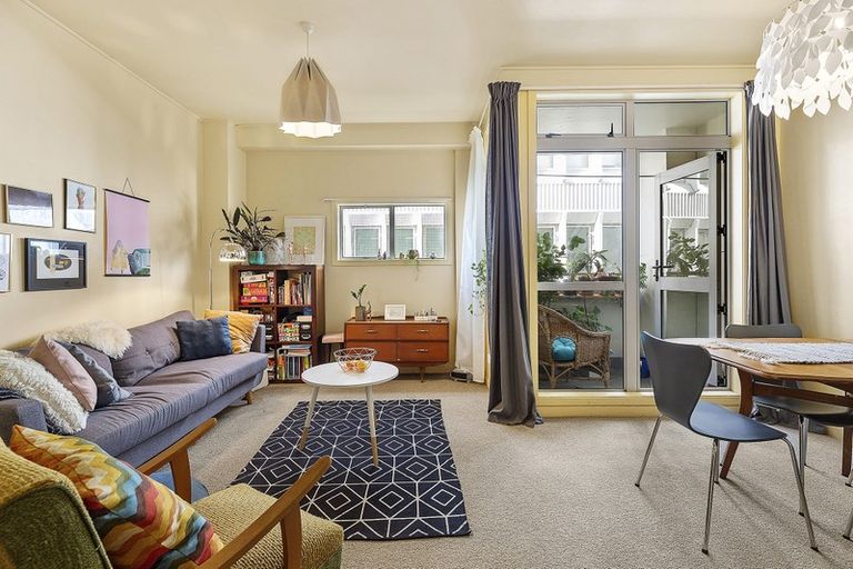 Photo of property in Dixonlane Apartments, 8/7 Feltex Lane, Te Aro, Wellington, 6011