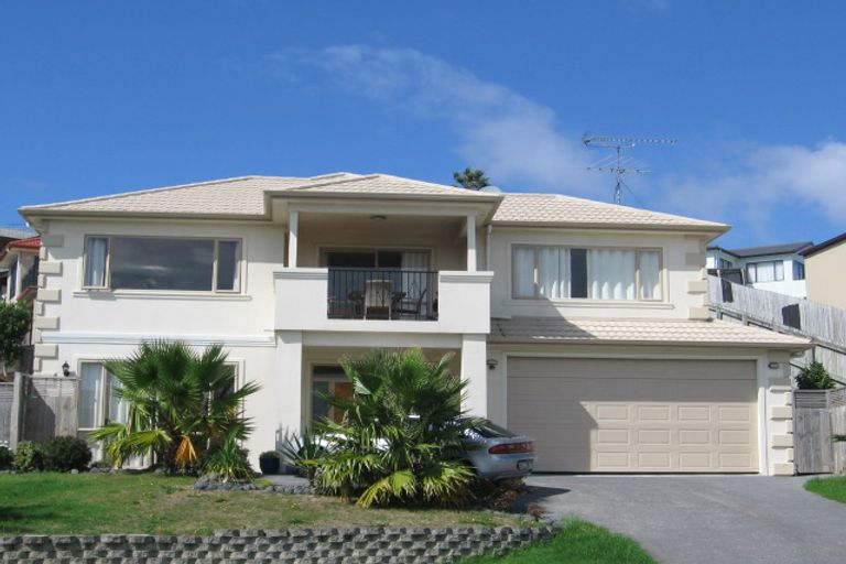 Photo of property in 56 Fernhill Way, Oteha, Auckland, 0632