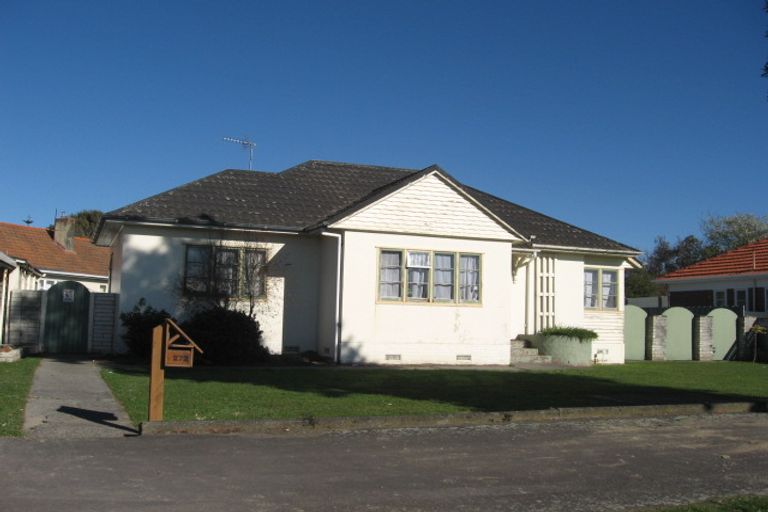 Photo of property in 272 College Street, West End, Palmerston North, 4412