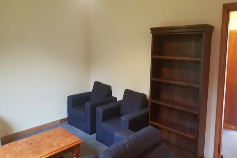 Photo of property in 402 Taieri Road, Halfway Bush, Dunedin, 9010