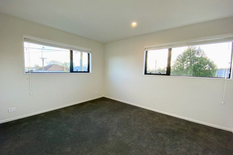 Photo of property in 1/50 Hills Road, Edgeware, Christchurch, 8013