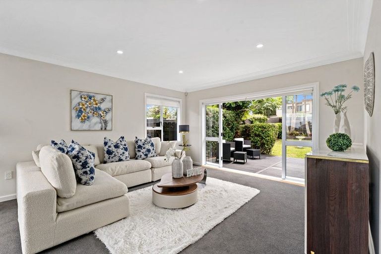 Photo of property in 1/28 Bleakhouse Road, Howick, Auckland, 2014