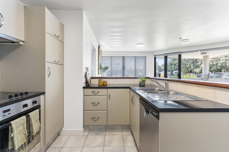 Photo of property in Anchorage Apartments, 104/36 Victoria Road, Mount Maunganui, 3116