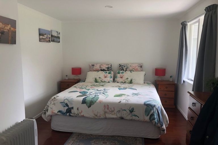 Photo of property in 1/91 Selwyn Crescent, Forrest Hill, Auckland, 0620