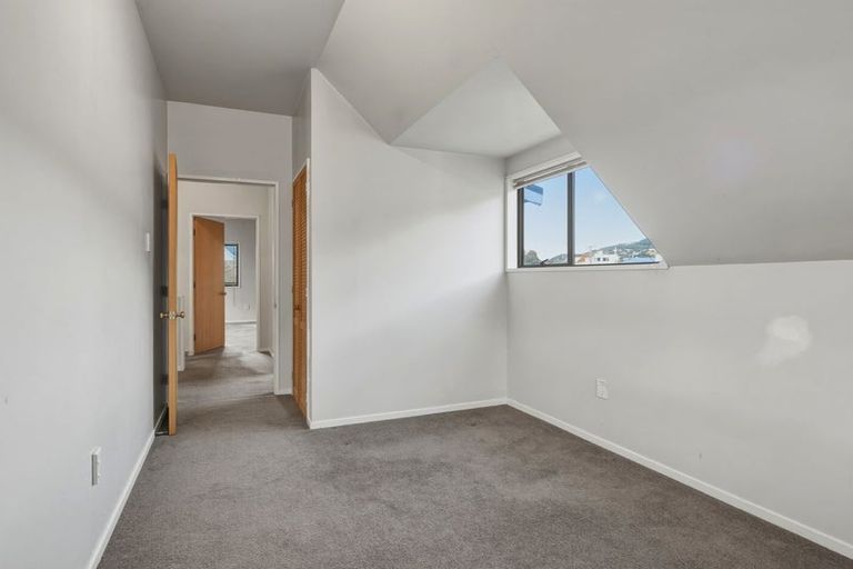 Photo of property in 408 Bay View Road, Saint Clair, Dunedin, 9012