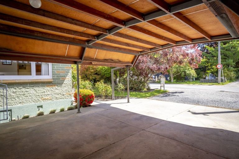 Photo of property in 3 Merioneth Street, Arrowtown, 9302