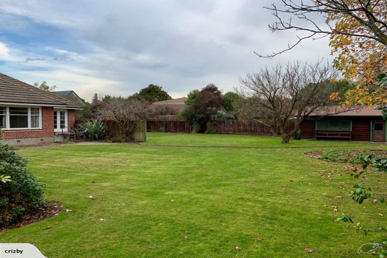 Photo of property in 7 Garreg Road, Fendalton, Christchurch, 8052