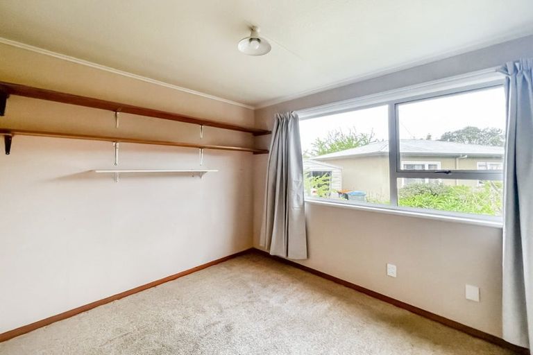 Photo of property in 6 Eton Place, Terrace End, Palmerston North, 4410