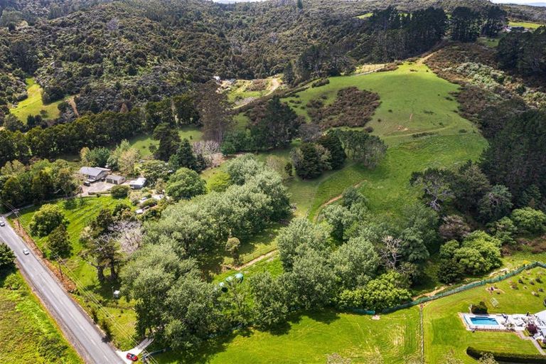 Photo of property in 863 Weranui Road, Wainui, Silverdale, 0994