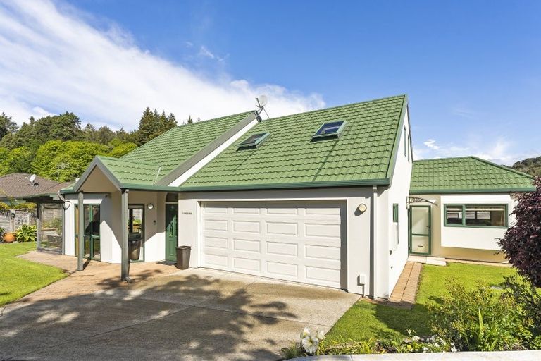 Photo of property in 1 Orchid Rise, Whakatane, 3120