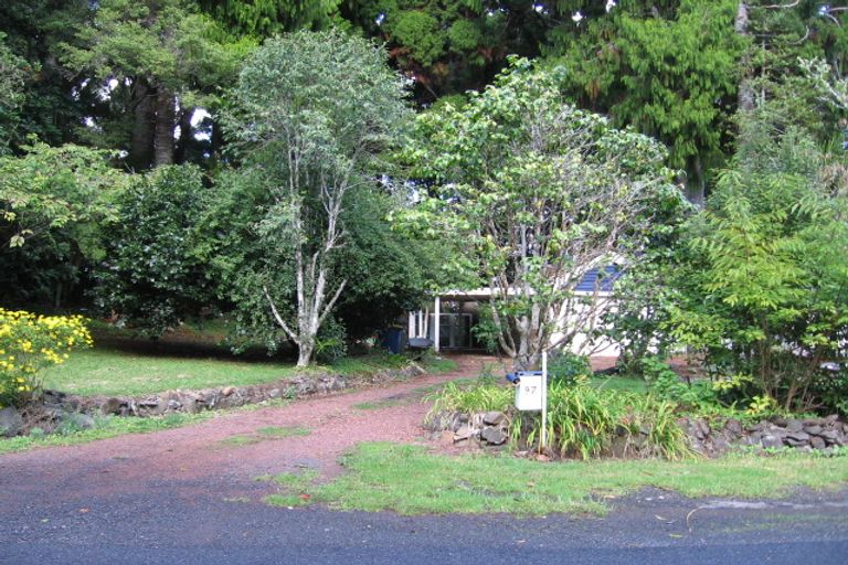 Photo of property in 97 Waima Crescent, Titirangi, Auckland, 0604