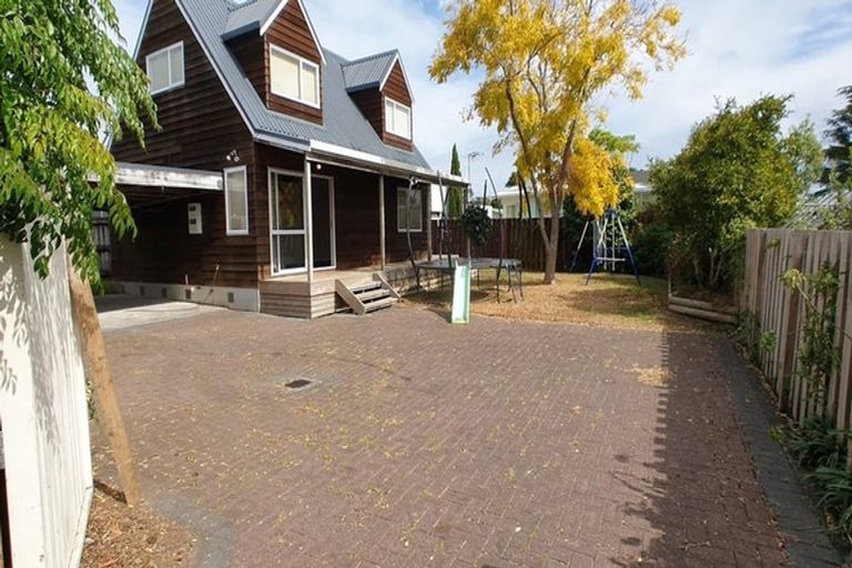 Photo of property in 2/38 Scott Avenue, Mangere Bridge, Auckland, 2022