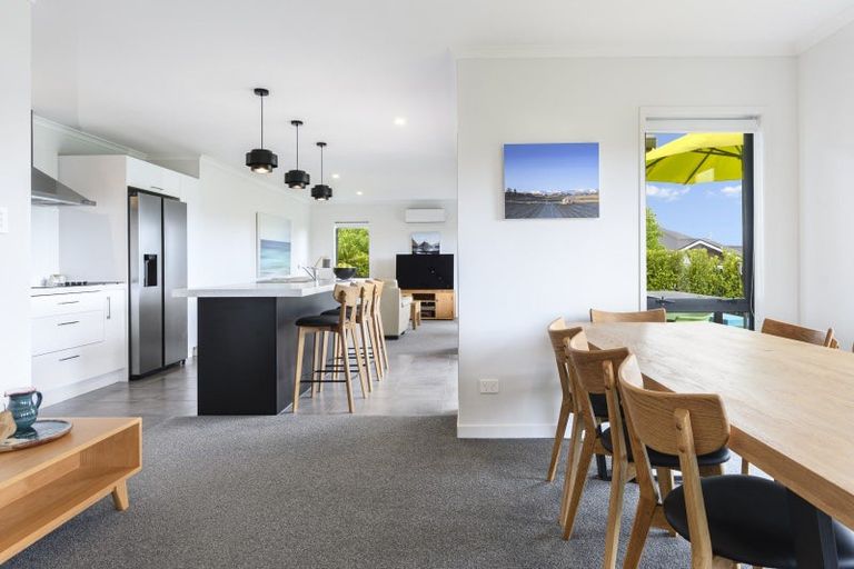 Photo of property in 2 Shea Lane, Pyes Pa, Tauranga, 3112