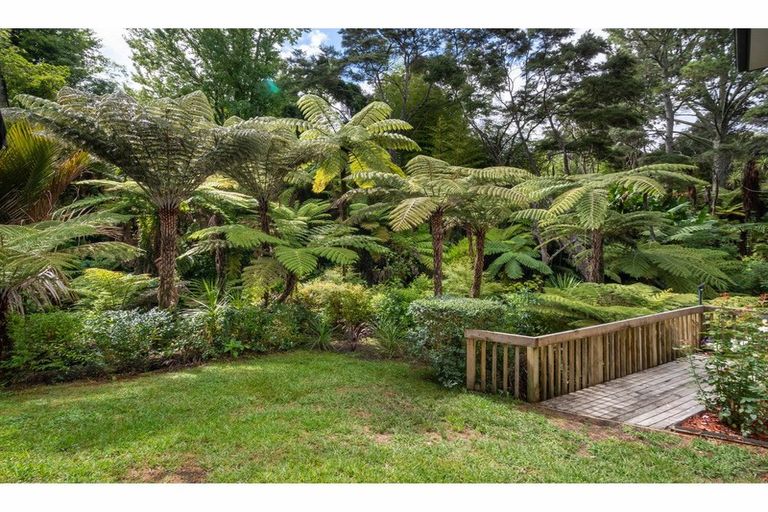 Photo of property in 35d Mcclintock Road, Massey, Auckland, 0614