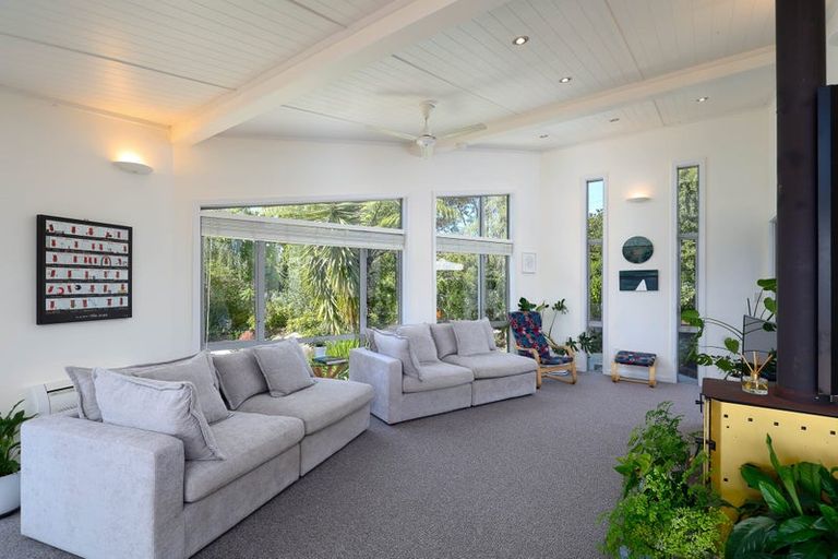Photo of property in 27 Anarewa Crescent, Kaiteriteri, Motueka, 7197
