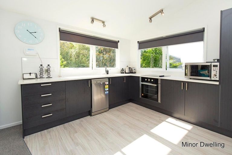 Photo of property in 30 Penton Road, Stanmore Bay, Whangaparaoa, 0932