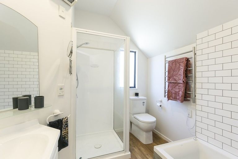 Photo of property in 17b Punjab Street, Khandallah, Wellington, 6035