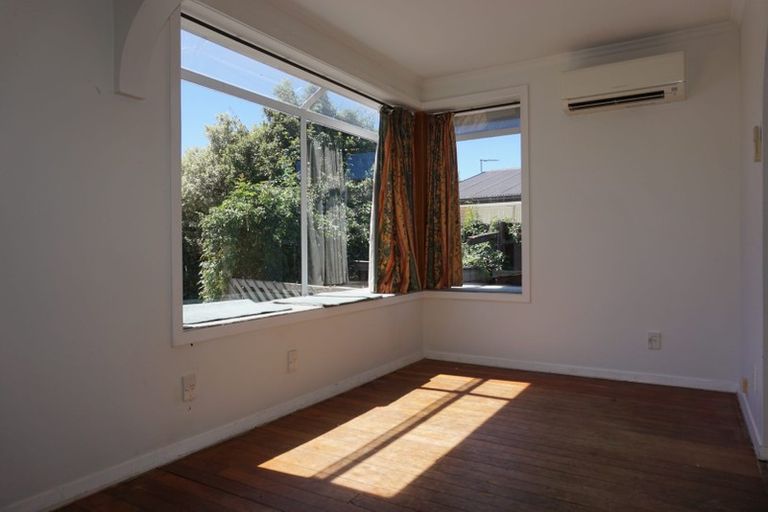 Photo of property in 403 Mairehau Road, Parklands, Christchurch, 8083