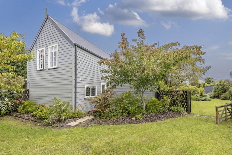 Photo of property in 4 Totara Drive, Oxford, 7430