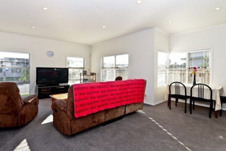 Photo of property in 2 Shaun Lane, Huntington, Hamilton, 3210