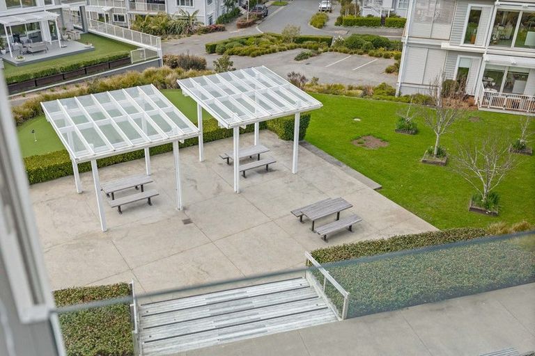 Photo of property in 170 Landmark Terrace, Orewa, 0931