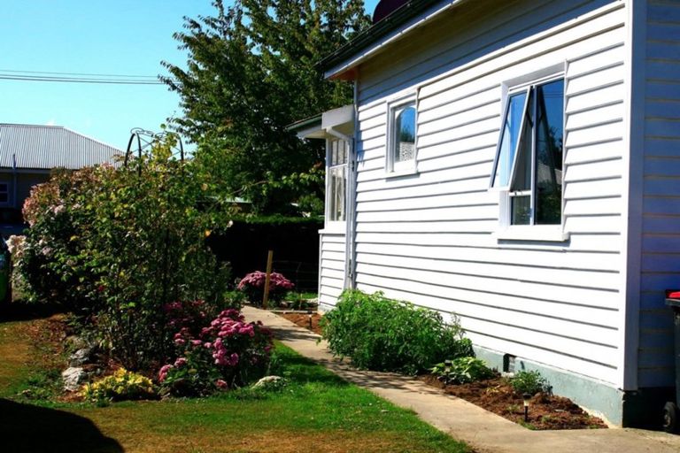 Photo of property in 4 Mckenzie Street, Fairlie, 7925