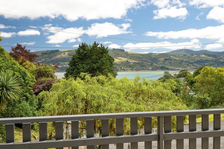 Photo of property in 18 Marion Street, Macandrew Bay, Dunedin, 9014