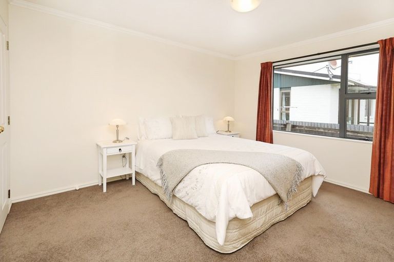 Photo of property in 276 Yarrow Street, Richmond, Invercargill, 9810