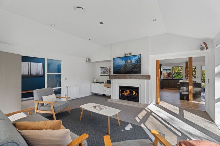 Photo of property in 5 Crawford Place, Lake Hayes, Queenstown, 9304