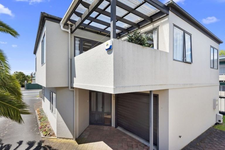 Photo of property in 2/1161 Victoria Street, Whitiora, Hamilton, 3200