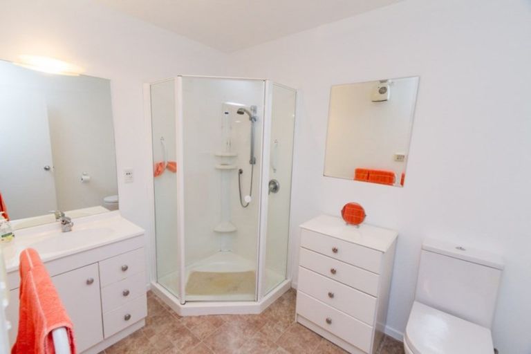 Photo of property in 46 The Masthead, Whitby, Porirua, 5024