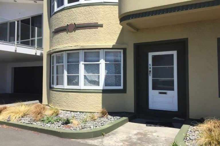 Photo of property in 4/541 Marine Parade, Napier South, Napier, 4110