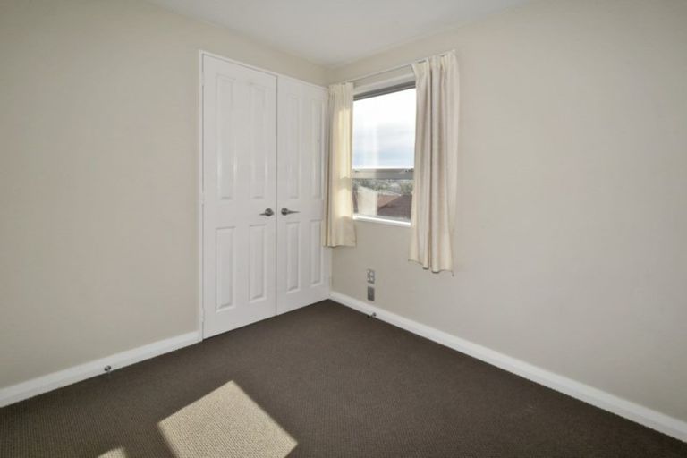 Photo of property in 8 Broadbent Street, Riccarton, Christchurch, 8041