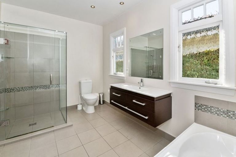 Photo of property in 108 Knowles Street, St Albans, Christchurch, 8052