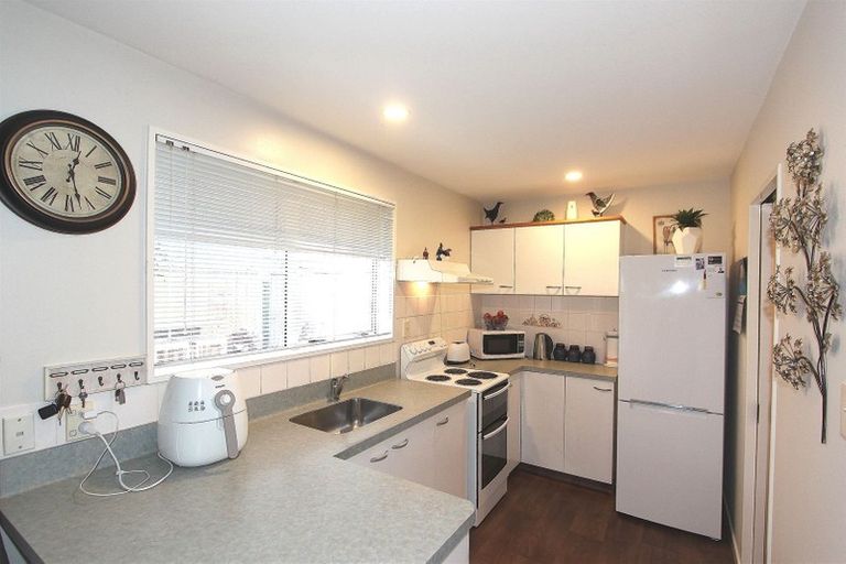 Photo of property in 2/109b Tedder Avenue, North New Brighton, Christchurch, 8083