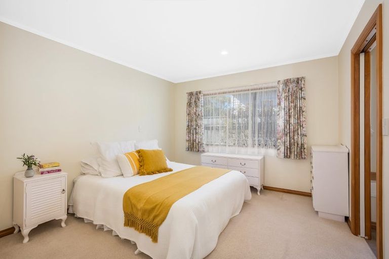 Photo of property in 9-11 Makaro Street, Eastbourne, Lower Hutt, 5013