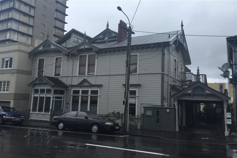 Photo of property in 195 The Terrace, Wellington Central, Wellington, 6011