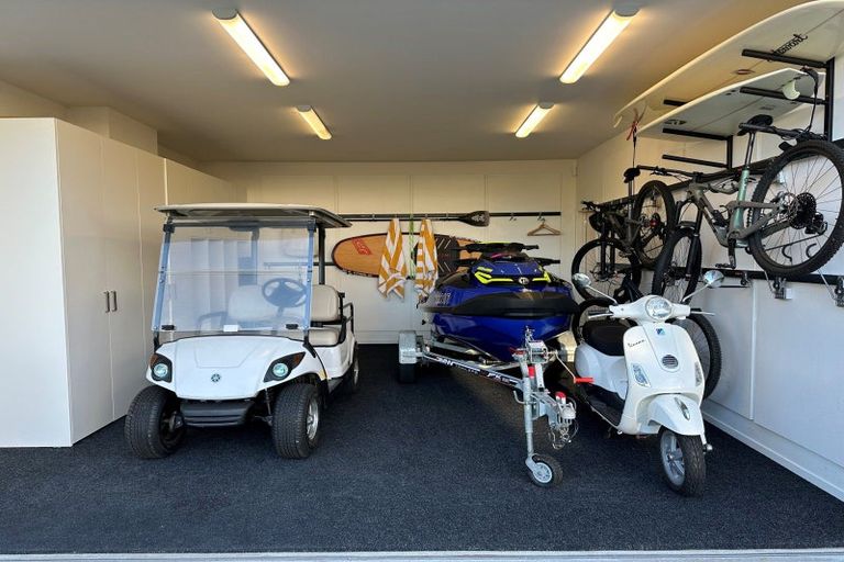 Photo of property in 45 Taumata Road, Omaha, 0986